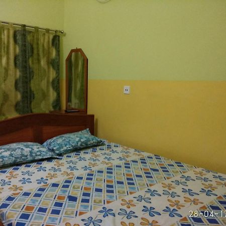 India Tours Only Kavita Guest House Bolpur Luaran gambar