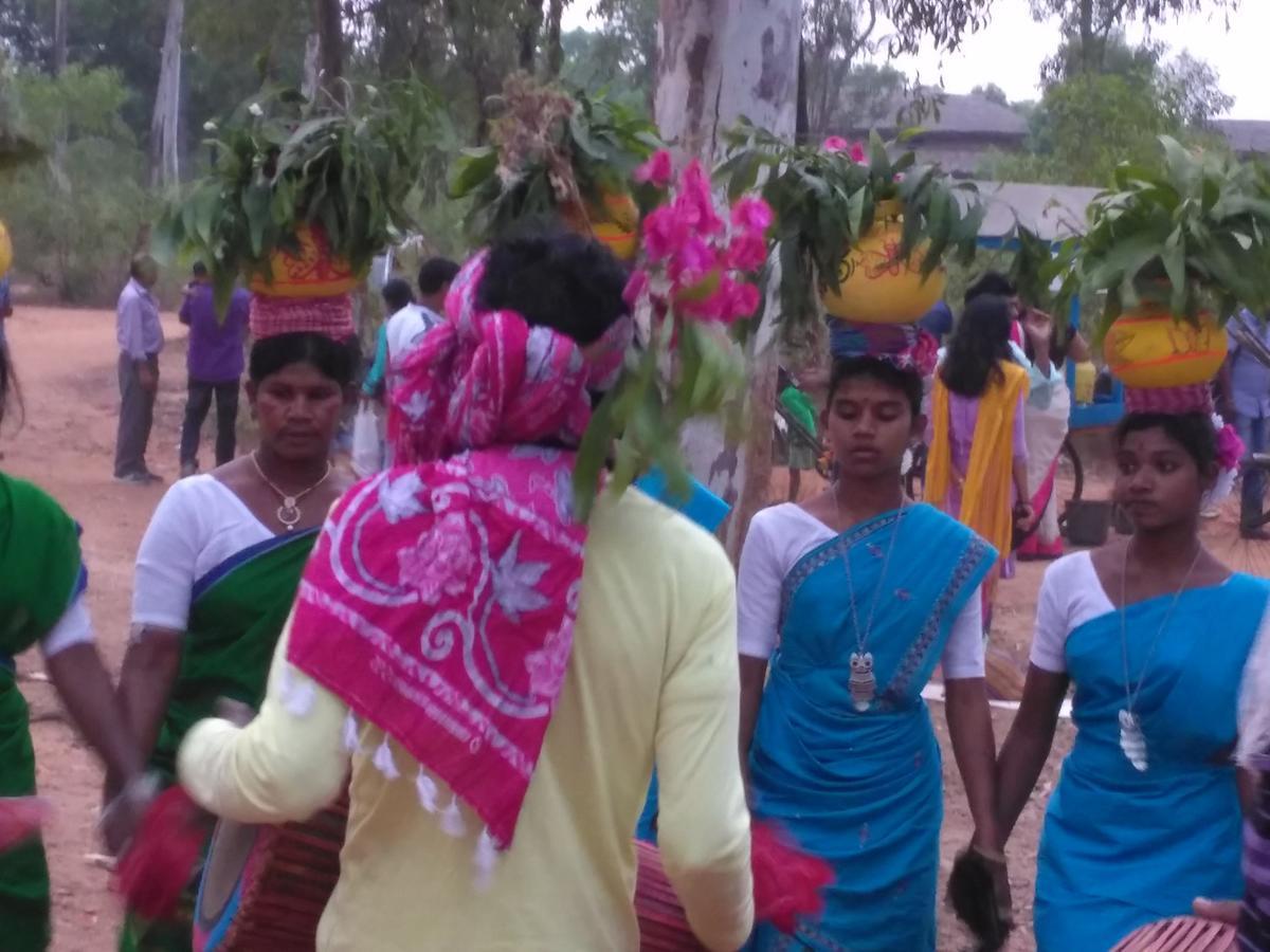 India Tours Only Kavita Guest House Bolpur Luaran gambar