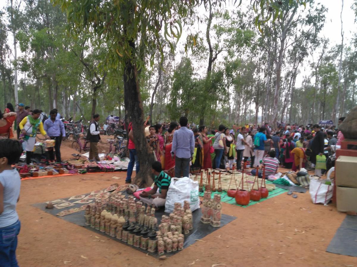 India Tours Only Kavita Guest House Bolpur Luaran gambar